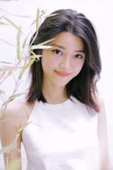 男生和女生一起相嗟嗟嗟